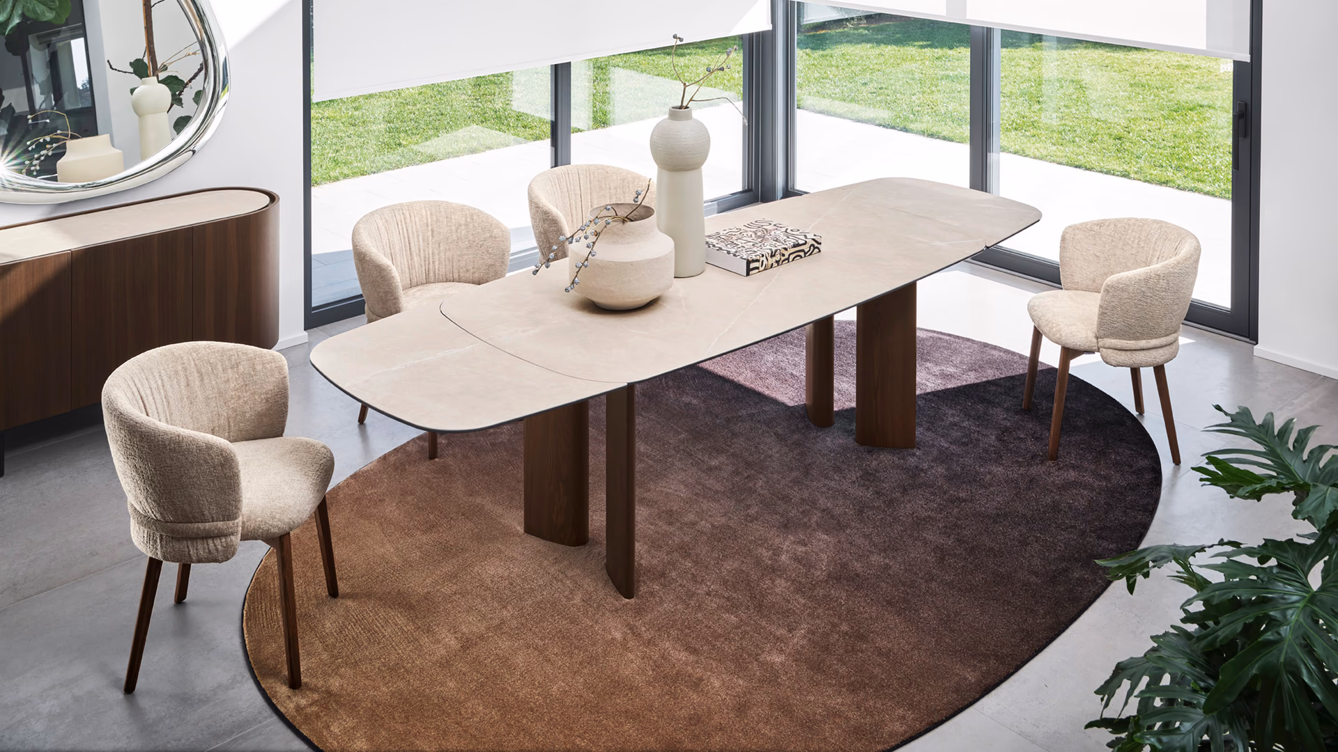 Calligaris — The dining table,