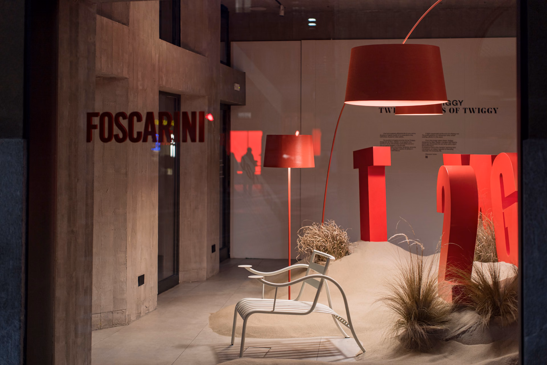 Foscarini — Twiggy — a slender arc,