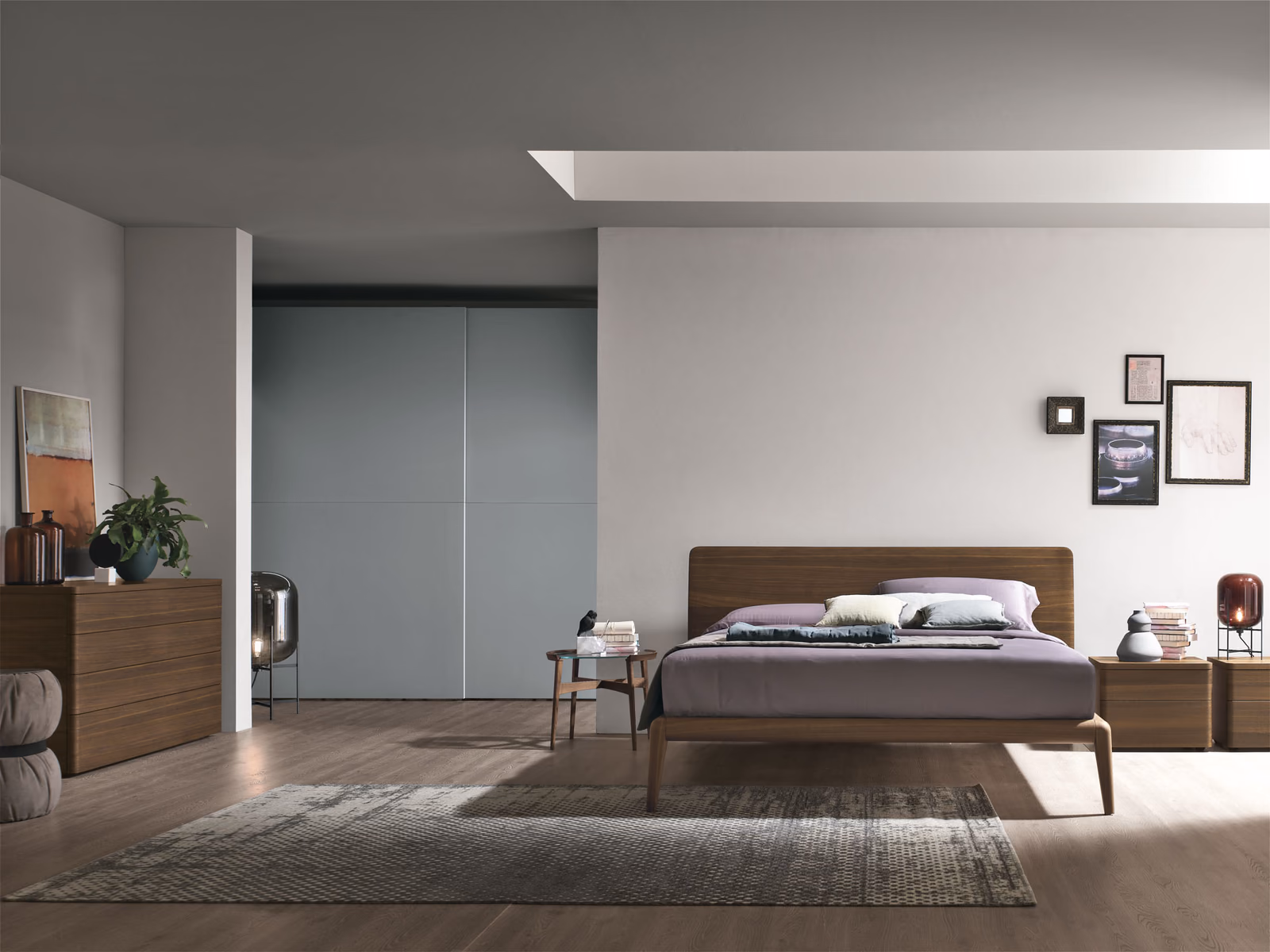 Tomasella: A Dolcevita bed anchors a coordinated contemporary bedroom.